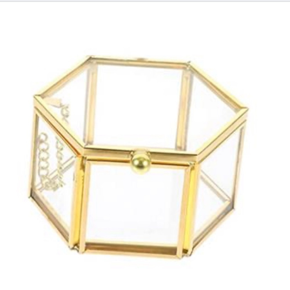 Glass jewelry box